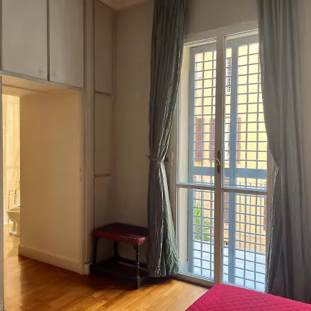 Love Nest In The Heart Of Rome