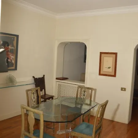 Love Nest In The Heart Of Apartment Rome