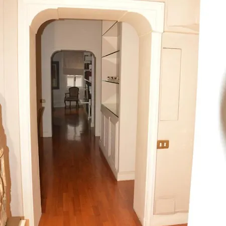 Love Nest In The Heart Of Apartment Rome