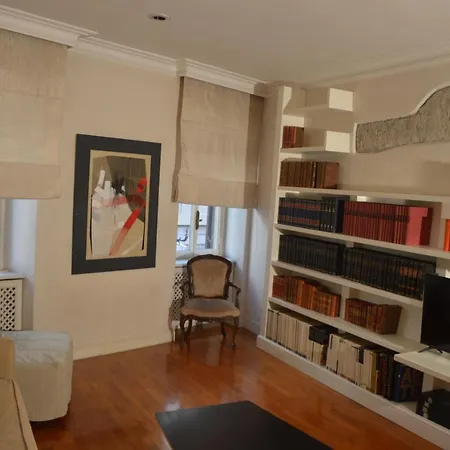 Love Nest In The Heart Of Apartment *